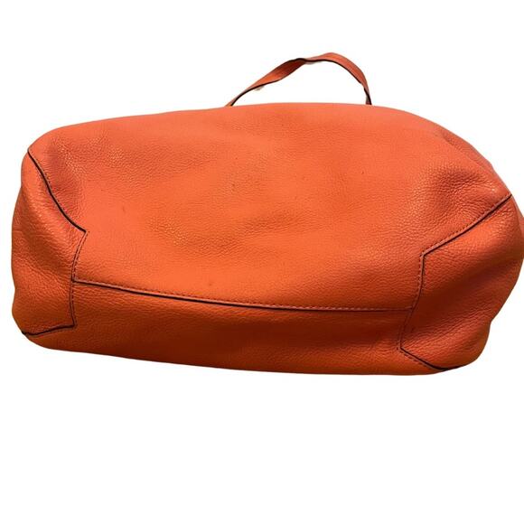 MICHAEL KORS Mae Large Reversible Tote Peach and Gold - Picture 8 of 12